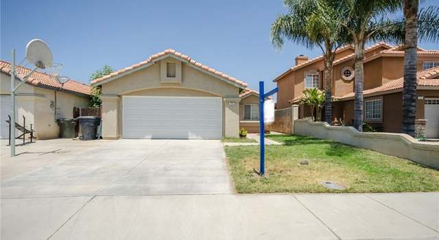 Photo of 306 Saint Elmos Ct, Perris, CA 92571