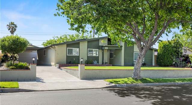 Photo of 27837 Bakerton Ave, Canyon Country, CA 91351