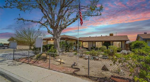 Photo of 43056 Yew St, Lancaster, CA 93536