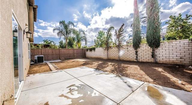 Photo of 1083 Alderwood Dr, Perris, CA 92571