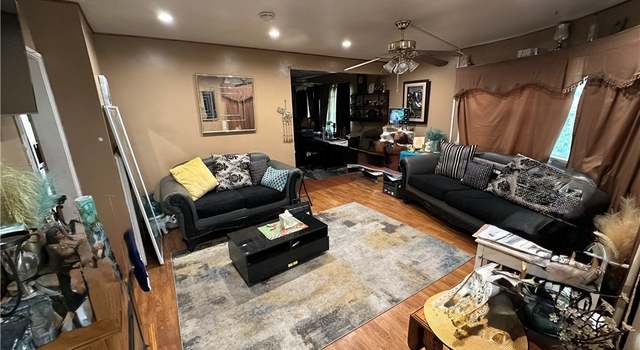 Photo of 949 Dolores Dr, Altadena, CA 91001