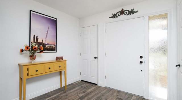 Photo of 3166 Camino Crest Dr, Oceanside, CA 92056