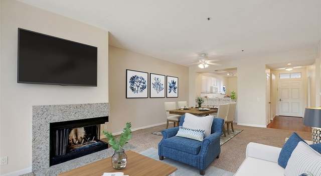 Photo of 20371 Bluffside Cir Unit B-310, Huntington Beach, CA 92646