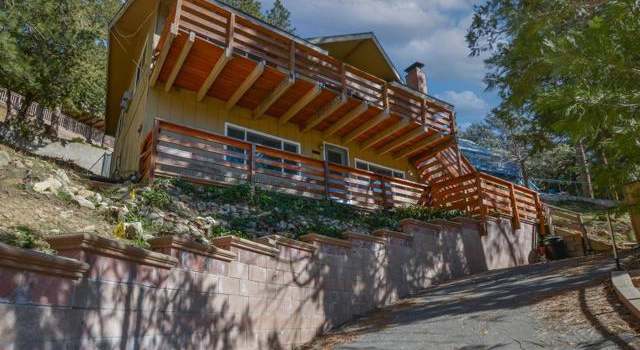 Photo of 1031 Berne Dr, Crestline, CA 92325