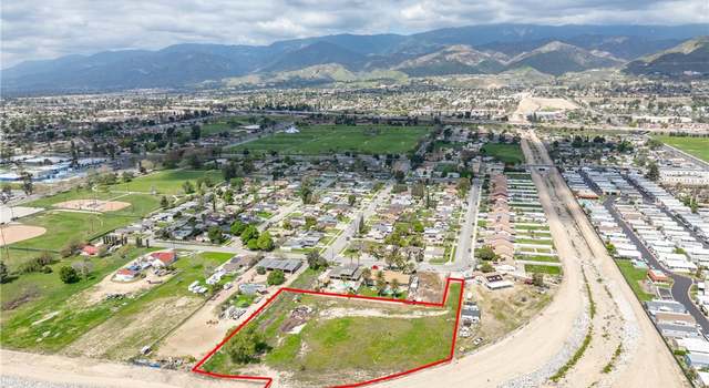Photo of 2639 Amanda St, Highland, CA 92346