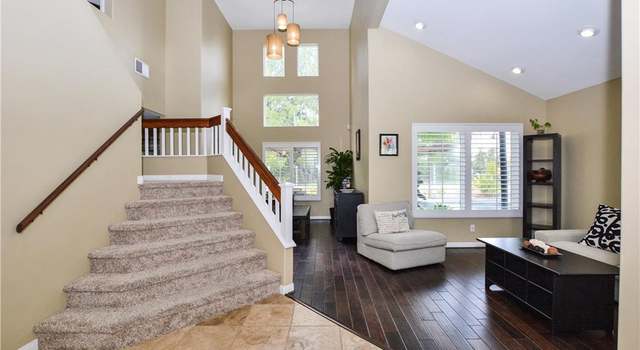Photo of 907 S Hanlon Way, Anaheim Hills, CA 92808