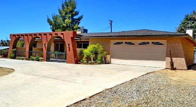Photo of 7616 Fairway Dr, Yucca Valley, CA 92284