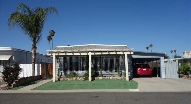 Photo of 141 Santa Lucia Dr, Hemet, CA 92543