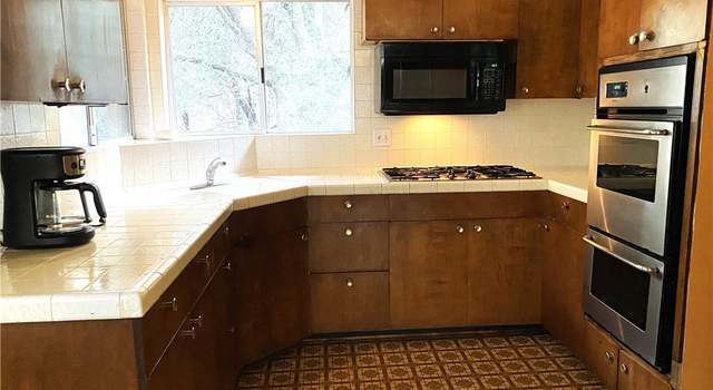 Photo of 24873 Edelwiess Dr, Crestline, CA 92325