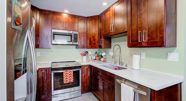 Photo of 1187 E 3rd St #107, Long Beach, CA 90802