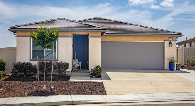 Property at 1559 Lismore Ln, Beaumont, CA 92223, 2 beds, 2.5 baths