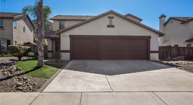 Photo of 31757 Canyon Estates Dr, Lake Elsinore, CA 92532