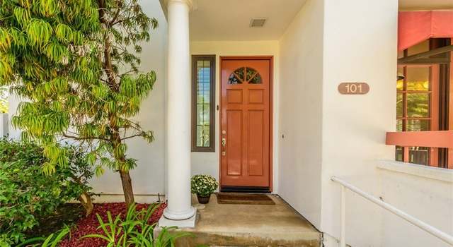 Photo of 7582 Seabluff Dr #101, Huntington Beach, CA 92648