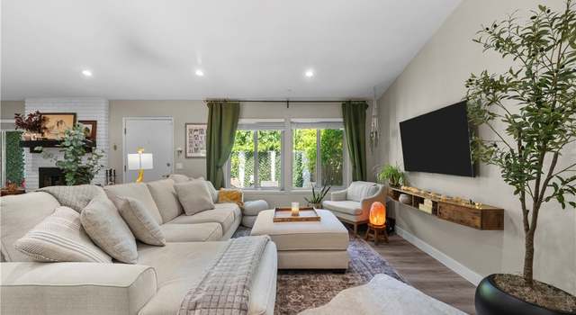 Photo of 10214 Larwin Ave #3, Chatsworth, CA 91311