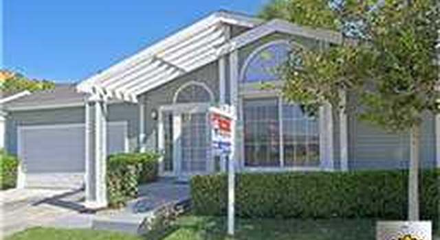 Photo of 20135 EDGEWATER Dr, Canyon Country, CA 91351