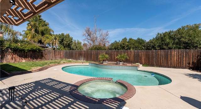 Photo of 559 Highlands Rd, Lake Elsinore, CA 92530