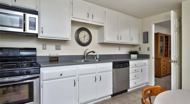 Photo of 1228 Moro Cir, Placentia, CA 92870