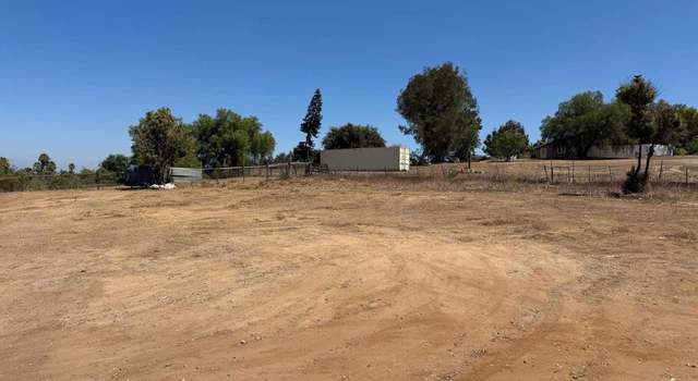Photo of 2055 Riviera Dr, Vista, CA 92084