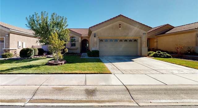 Photo of 10401 Lakeshore Dr, Apple Valley, CA 92308