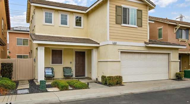 Photo of 1418 Silverberry Ln, Beaumont, CA 92223