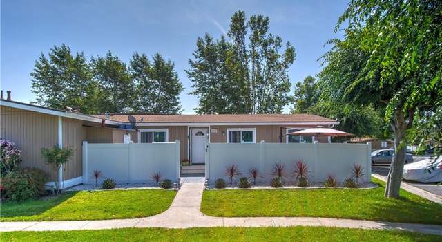 Photo of 25851 Via Lomas #223, Laguna Hills, CA 92653