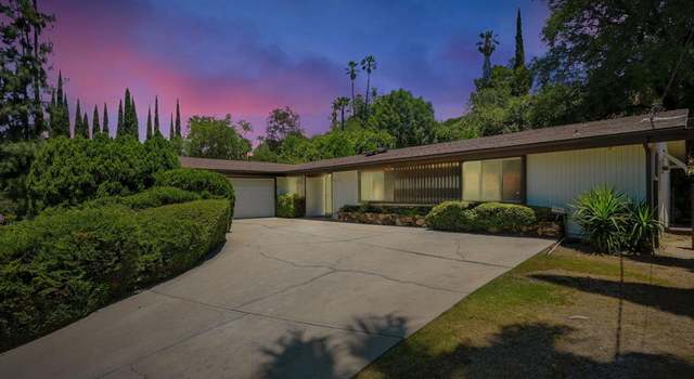 Photo of 20877 Kelvin Pl, Woodland Hills, CA 91367
