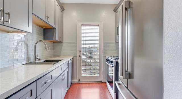 Photo of 640 W 4th St #302, Long Beach, CA 90802