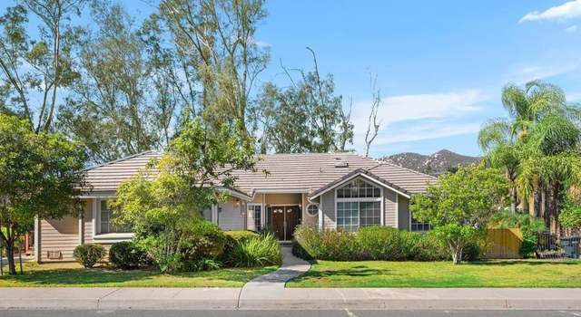 Photo of 1408 W Country Club Ln, Escondido, CA 92026