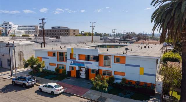 Photo of 210 E 29th St, Long Beach, CA 90806