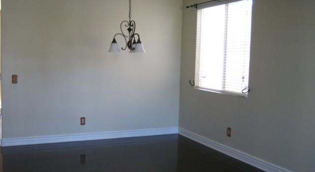 Photo of 12935 Newport St, Hesperia, CA 92344