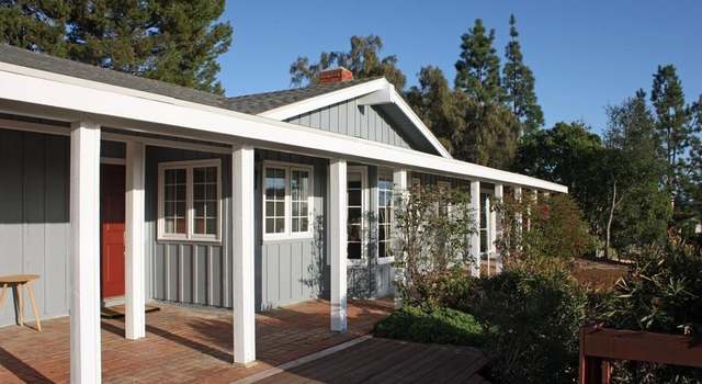 Photo of 2524 Foothill Dr, Vista, CA 92084