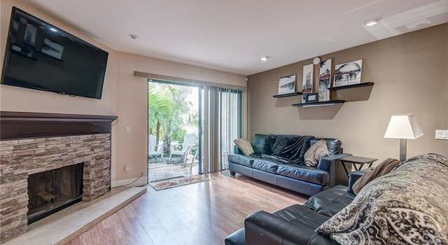 Photo of 390 Hawaii Way, Placentia, CA 92870