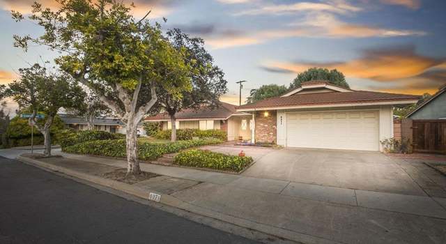 Photo of 6371 Twin Lake Dr, San Diego, CA 92119