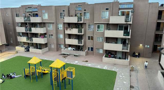 Photo of 450 E 4th St #405, Santa Ana, CA 92701