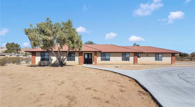 Photo of 19050 Siskiyou Rd, Apple Valley, CA 92307