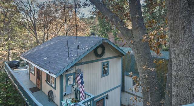 Photo of 735 E Victoria Ct, Lake Arrowhead, CA 92352