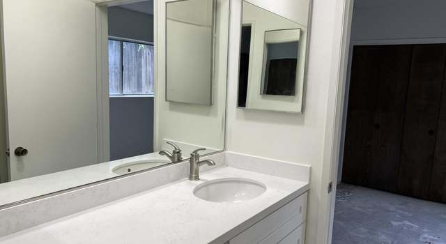 Photo of 4140 Meadow Lark Dr, Calabasas, CA 91302