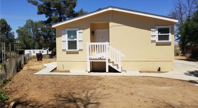 Photo of 25031 Avenida Vizcaya, Homeland, CA 92548