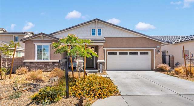Property at 12628 Ojo Caliente St, Victorville, CA 92392, 4 beds, 3 baths