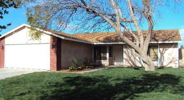 Photo of 7750 Almeria Ave, Fontana, CA 92336