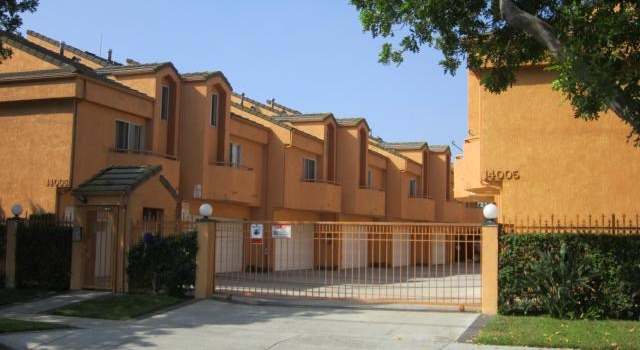 Photo of 14005 Arthur Ave #2, Paramount, CA 90723
