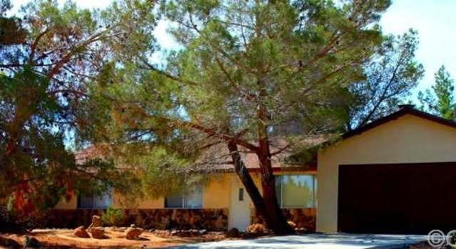 Photo of 58217 Carlyle Dr, Yucca Valley, CA 92284