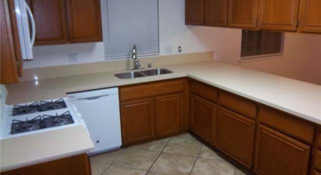 Photo of 1336 Stonegate Ln, San Bernardino, CA 92407
