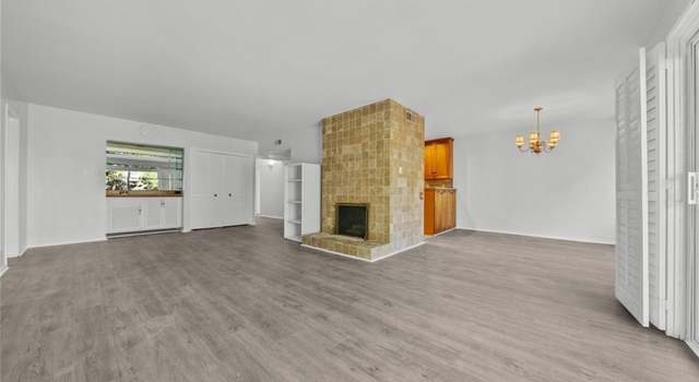 Photo of 2345 Roscomare Rd #301, Bel Air, CA 90077