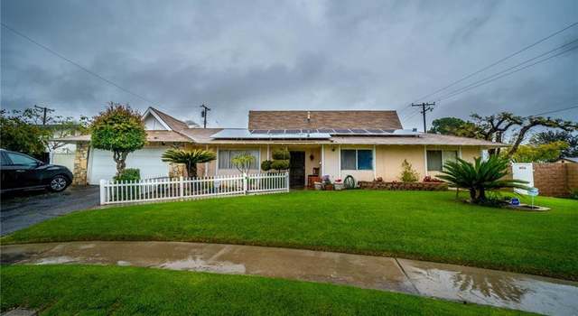 Photo of 882 E Home St, Rialto, CA 92376
