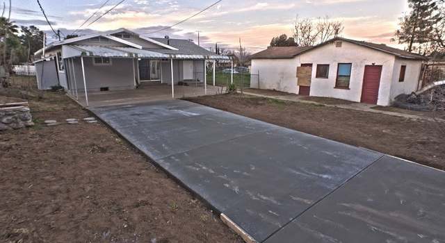 Photo of 325 W 6th St, Perris, CA 92570
