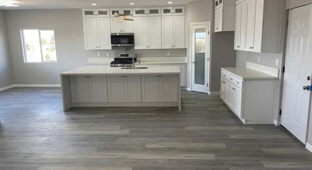 Photo of 13362 Calcite Ave, Victorville, CA 92395