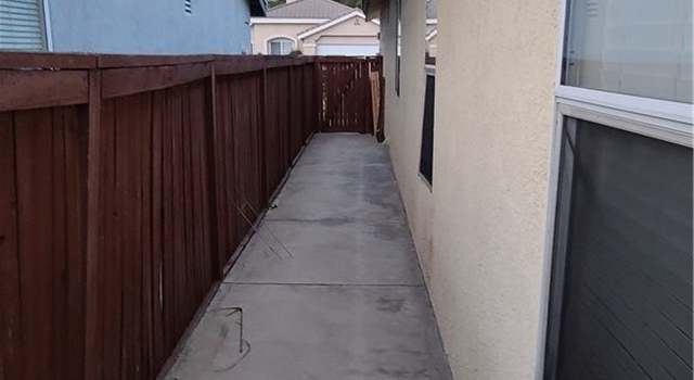 Photo of 933 Ferndale Dr, Corona, CA 92881