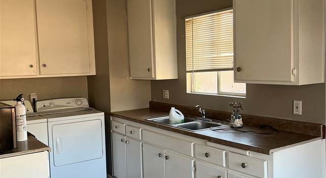 Photo of 16275 Cajon St, Hesperia, CA 92345