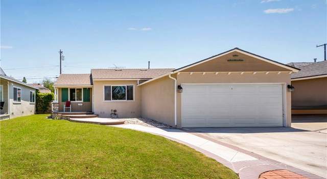 Photo of 4138 Hackett Ave, Lakewood, CA 90713